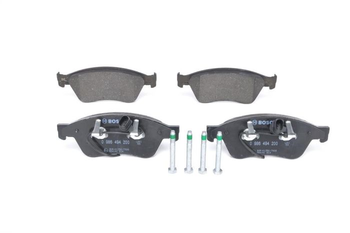 Тормозные колодки дисковые Bosch 0 986 494 200